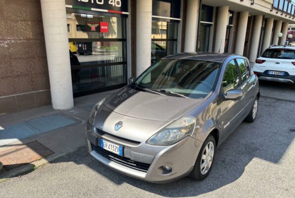 Clio 2011   2