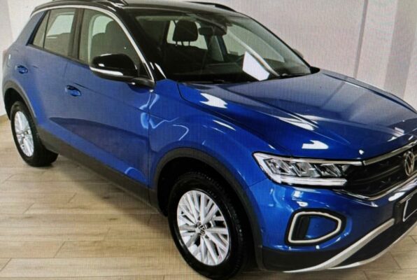 T-Roc Blu         3 Piccolo